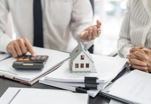 Business,People,Signing,Contract,Making,Deal,With,Real,Estate,Agent